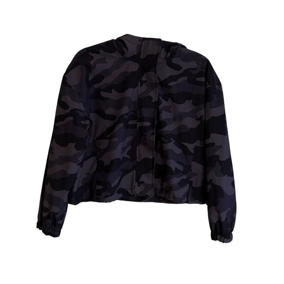 Old Navy Active Women S Black Camo Water-Resistant Hooded Cropped Utility Jacket - Picture 3 of 10